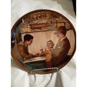 Vintage 1989 Knowles "A Time To Keep" Collector Plate by Norman Rockwell bn